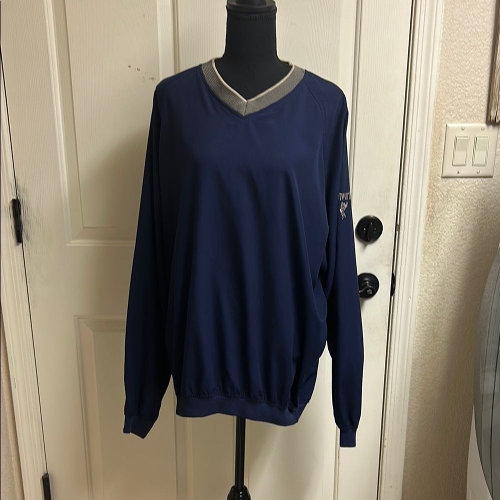 Ashworth Navy Blue/Tan XL V-Neck Pullover, 100% Polyester, Pit to pit 28” EUC